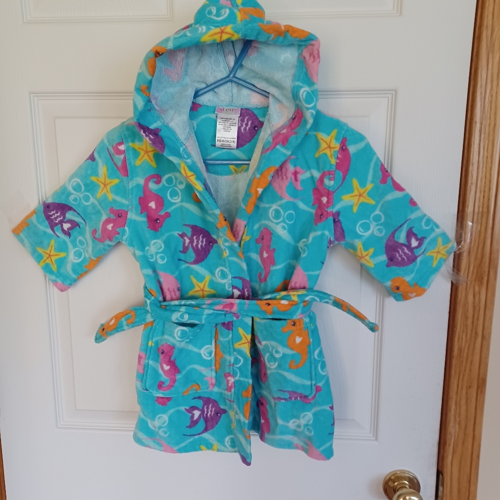 ST EVE TODDLER BLUE HOODED COTTON SWIM BATHROBE XS SIZE 3 4